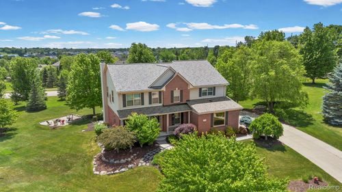 981 Coventry Ct, Oxford, MI, 48371-6723 | Card Image