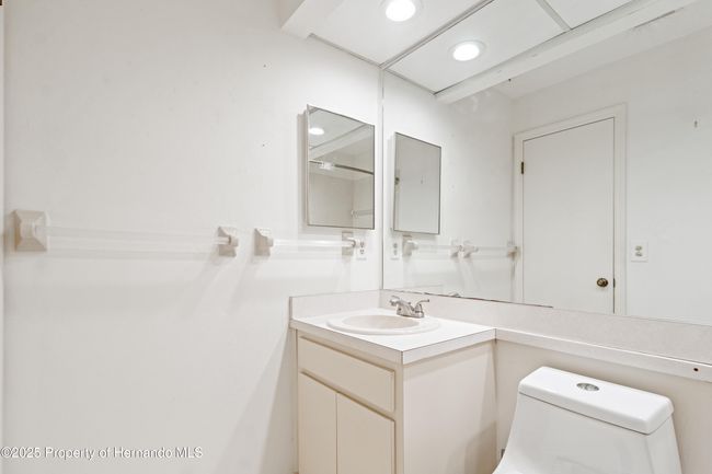 7429 Heather Walk Dr, Townhouse with 2 bedrooms, 2 bathrooms and null parking in WEEKI WACHEE FL | Image 23