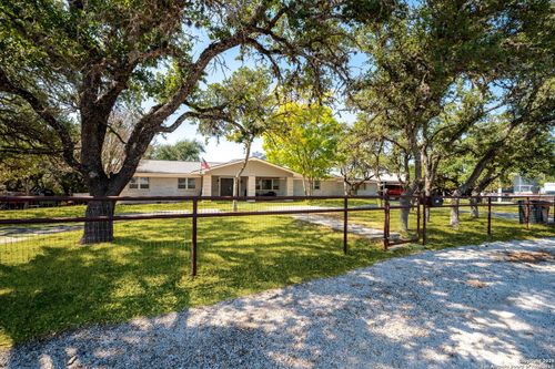 1220 Inspiring Vw, Canyon Lake, TX, 78133-2701 | Card Image