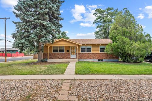 1713 Yuma St, Colorado Springs, CO, 80909-2433 | Card Image