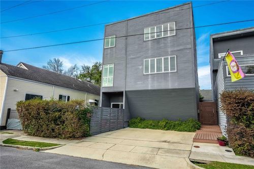a-5301 Laurel St, New Orleans, LA, 70115-1985 | Card Image