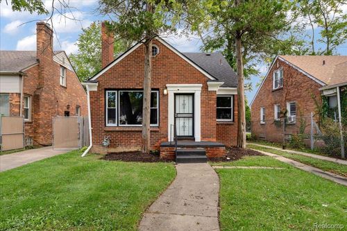 15444 Kentfield St, Detroit, MI, 48223-1751 | Card Image