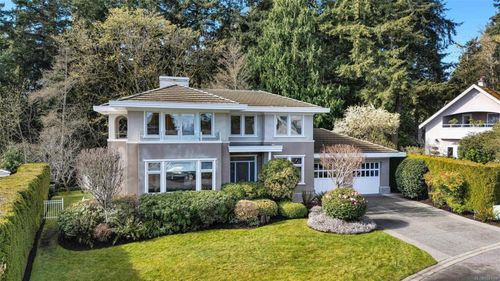 805 Del Monte Lane, Victoria, BC, V8Y3H2 | Card Image