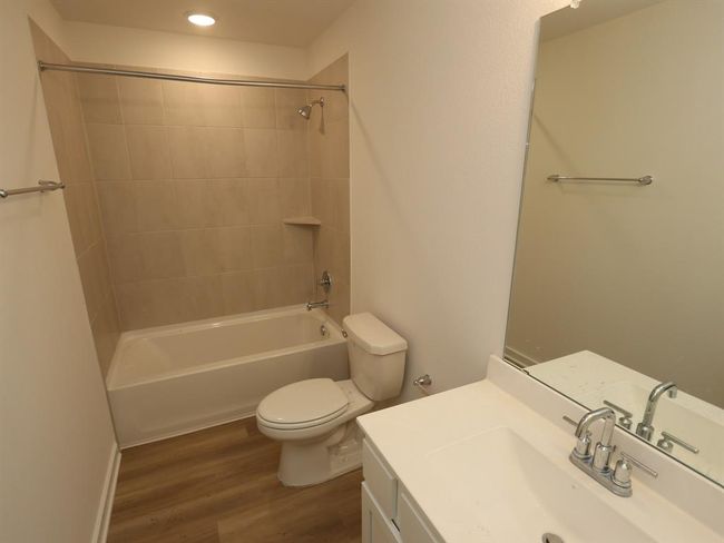 31911 Splendor Dr, House other with 4 bedrooms, 2 bathrooms and 2 parking in Fulshear TX | Image 13