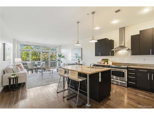 205-2958 Syracuse St, Denver, CO, 80238-3357 | Card Image