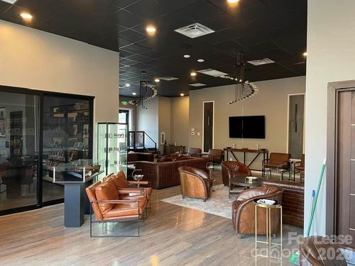 190 W Main Ave, Gastonia, NC, 28052-2306 | Card Image