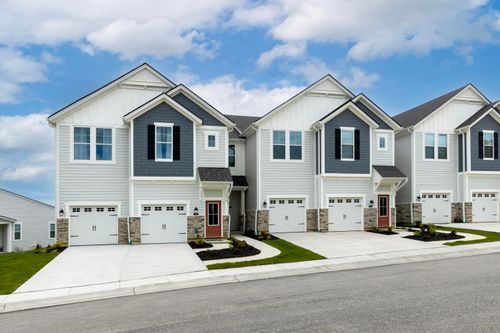 2670 Timberside Dr, Hebron, KY, 41048-3562 | Card Image