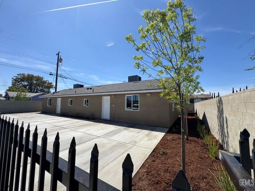 3019 Panama St, Bakersfield, CA, 93301 | Card Image