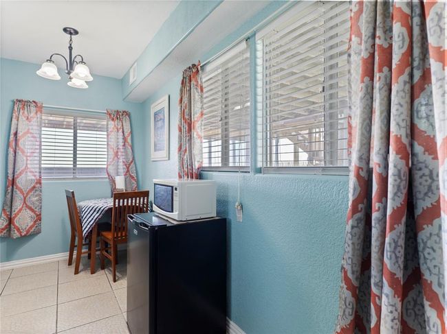 327 Bayshore Dr, House other with 3 bedrooms, 3 bathrooms and null parking in Palacios TX | Image 28