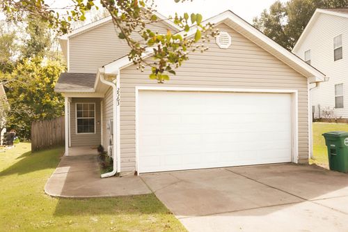 2563 Chandalar Ln, Tallahassee, FL, 32311-6404 | Card Image