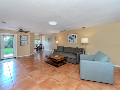 1238 Waterside Lane, House other with 3 bedrooms, 2 bathrooms and null parking in Venice FL | Image 3