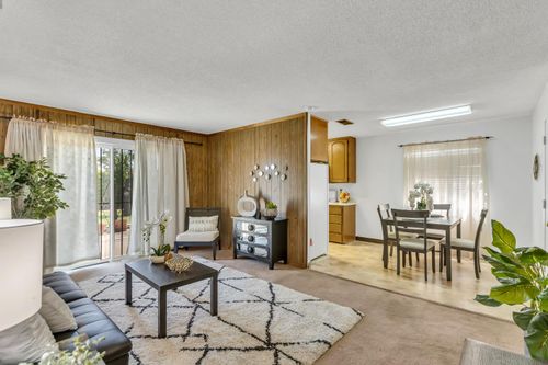 6947 Wolfgram Way, Sacramento, CA, 95828-3931 | Card Image