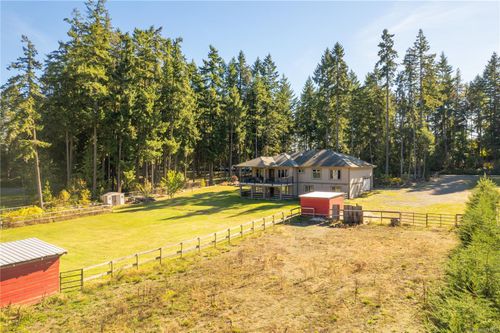 315 Allsbrook Rd, Coombs, BC, V9P2A8 | Card Image