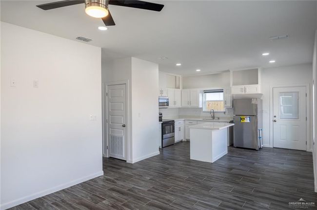 APT-4 - 1106 Cooper Ln, Condo with 3 bedrooms, 2 bathrooms and 1 parking in San Juan TX | Image 8