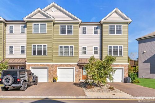 11 Berkeley Crossing Way, Berkeley, NJ, 08721 | Card Image