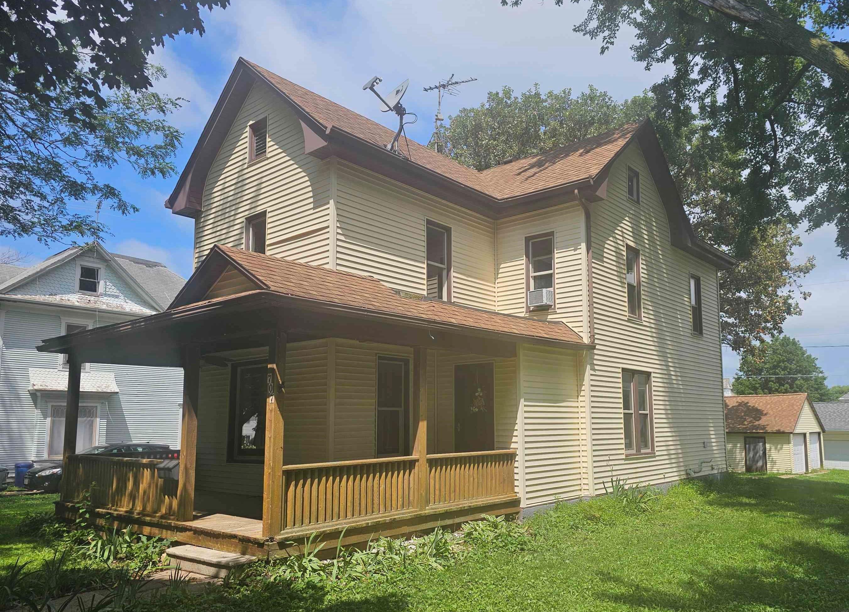 Park St, Reinbeck, IA 50669