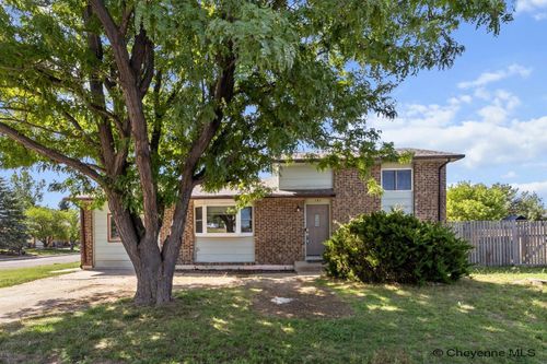 161 Rio Verde Cir, Cheyenne, WY, 82001-1915 | Card Image