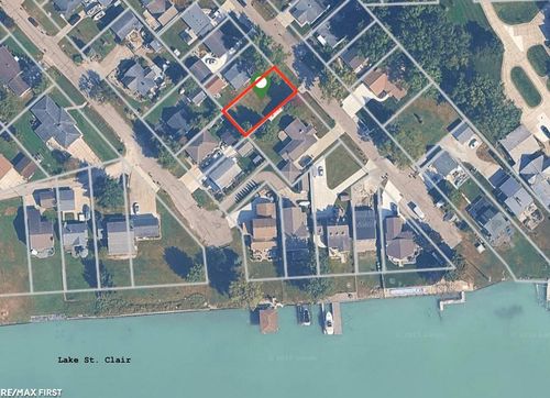 50591 Walpole St, New Baltimore, MI, 48047-1676 | Card Image