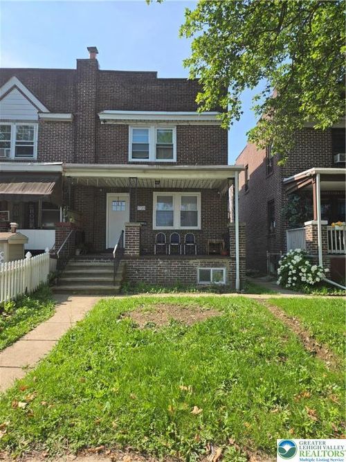 1720 Union Blvd, Allentown, PA, 18109-1626 | Card Image