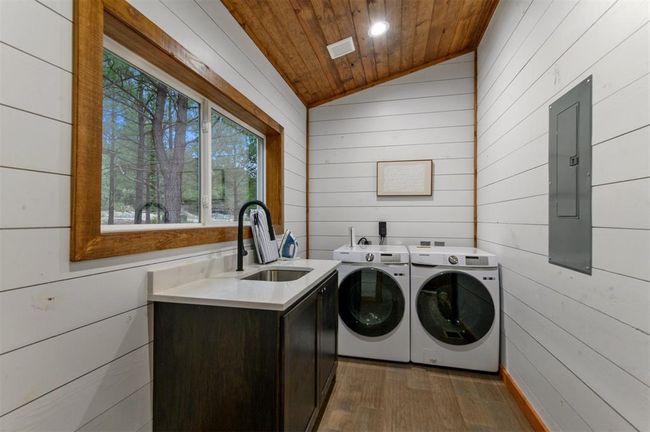 93 Boulder Path, House other with 3 bedrooms, 2 bathrooms and null parking in Broken Bow OK | Image 35
