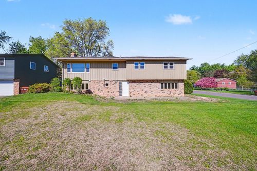 2000 Westview Dr, Hastings, MN, 55033-3238 | Card Image