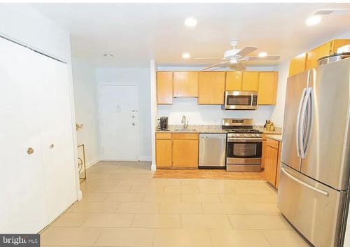 apt-301-19429 Brassie Pl, GAITHERSBURG, MD, 20886-1938 | Card Image