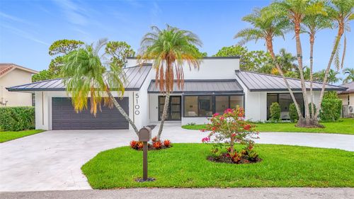 5100 Pineview Cir, Delray Beach, FL, 33445-4386 | Card Image