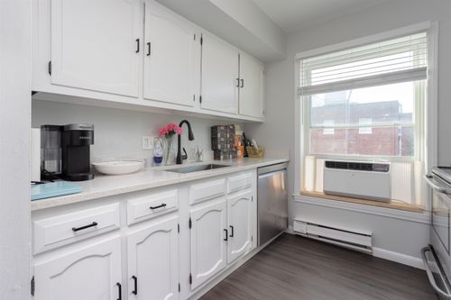 apt-5b-288 Main St, Burlington, VT, 05401-8324 | Card Image