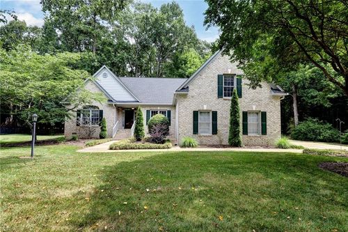 121 Tern Ct, Yorktown, VA, 23692-2988 | Card Image