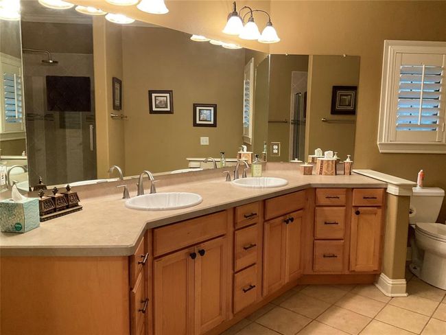 Primary Bath 2 | Image 18