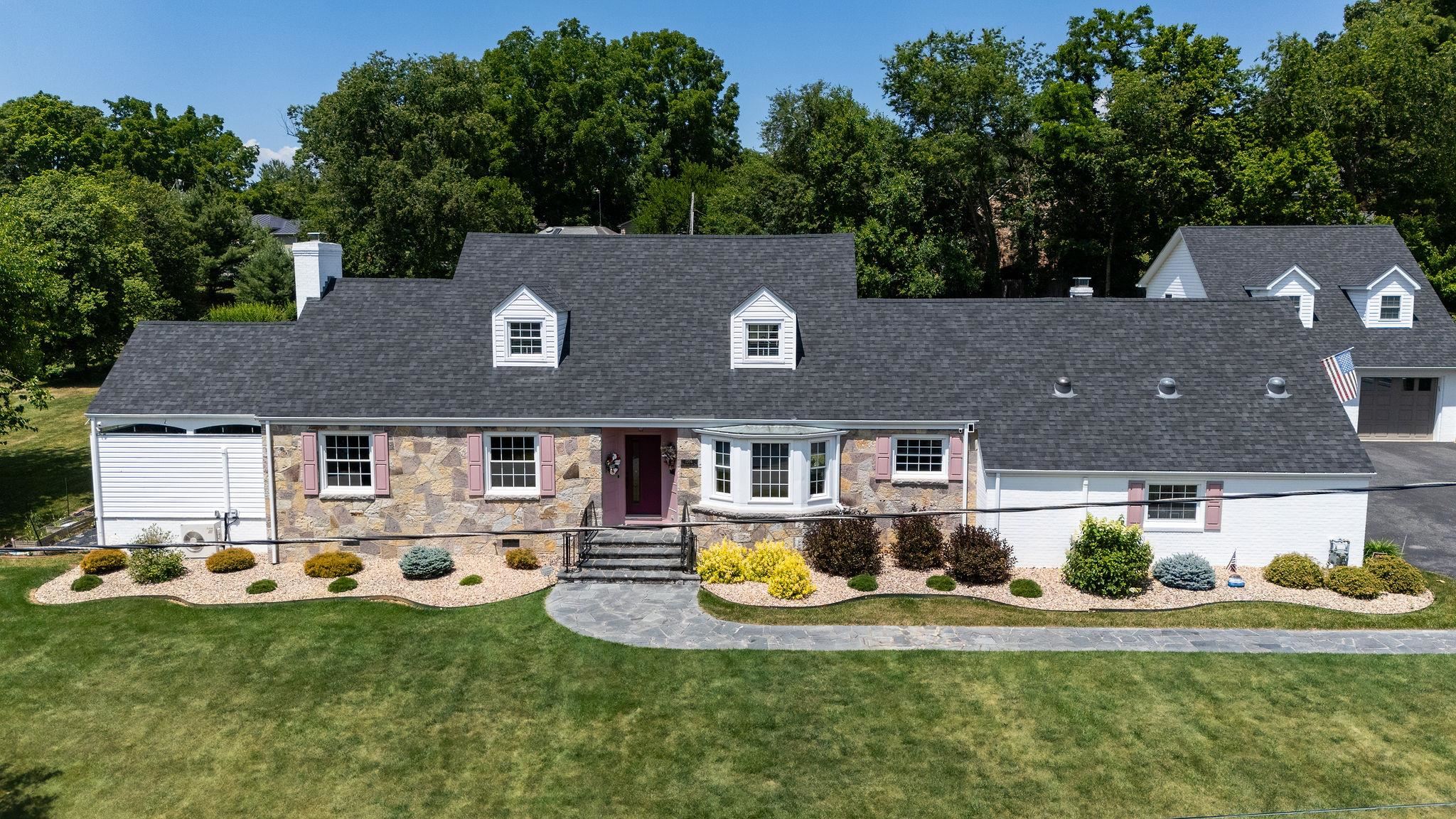 Westmoreland Dr, Staunton, VA 24401