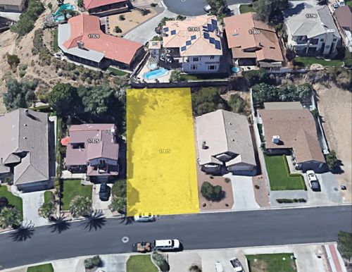 17815 Honeycomb Ln, Victorville, CA, 92395 | Card Image