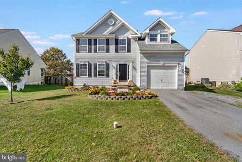 38 Charlotte Ct, MARTINSBURG, WV, 25405-7351 | Card Image