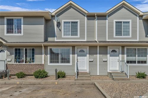 2748 Cranbourn Cres, Regina, SK, S4V3C1 | Card Image