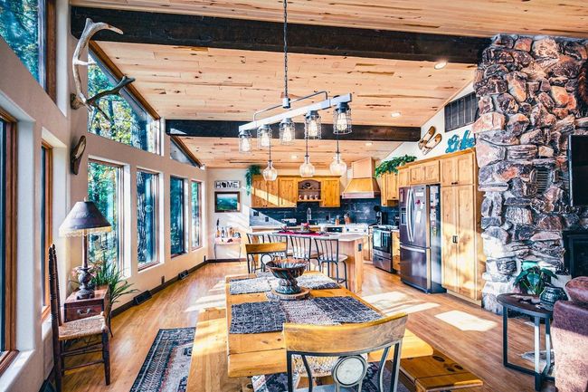 12711 Wind Point Rd, House other with 3 bedrooms, 2 bathrooms and null parking in MANITOWISH WATERS WI | Image 17