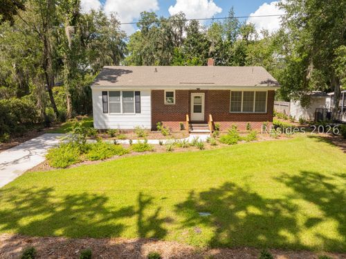 2002 Roper St, Beaufort, SC, 29902-4048 | Card Image