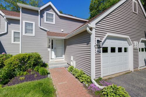 46-46 Surprenant Cir, Brunswick, ME, 04011-7144 | Card Image