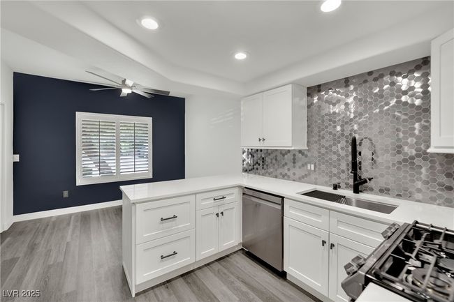 UNIT-101 - 8408 White Eagle Ave, Condo with 2 bedrooms, 2 bathrooms and null parking in Las Vegas NV | Image 8