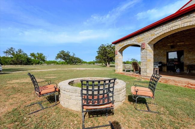 View of yard | Image 9