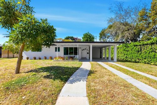 861 Ne 9th Ave, Pompano Beach, FL, 33060-5713 | Card Image