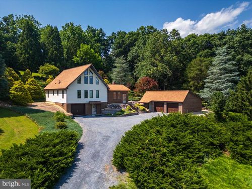 613 Dices Spring Rd, WEYERS CAVE, VA, 24486-2308 | Card Image