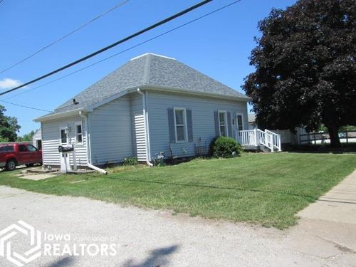 215 S 12th St, Chariton, IA, 50049-1916 | Card Image