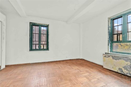 apt-4c-1504 Metropolitan Ave, Bronx, NY, 10462-6869 | Card Image