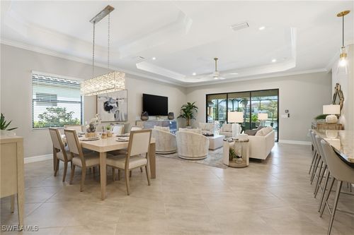 28071 Foxrock Ct, BONITA SPRINGS, FL, 34135-3123 | Card Image