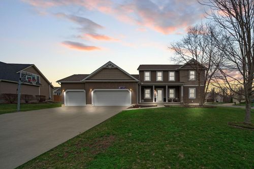 405 Tyler Station Dr, Johnstown, OH, 43031-8428 | Card Image