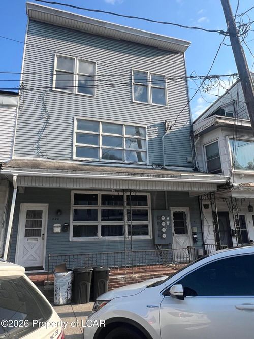 420 E Centre St, Mahanoy City, PA, 17948-2805 | Card Image