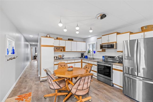 Kitchen | Image 14