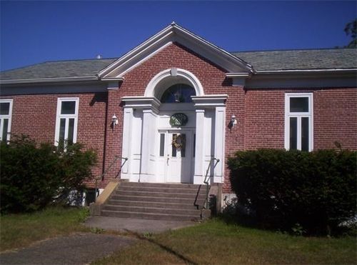 882 Park Street, Stoughton, MA, 02072 | Card Image