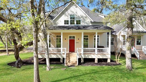 20802 Pecan Bend Rd, Damon, TX, 77430-8615 | Card Image