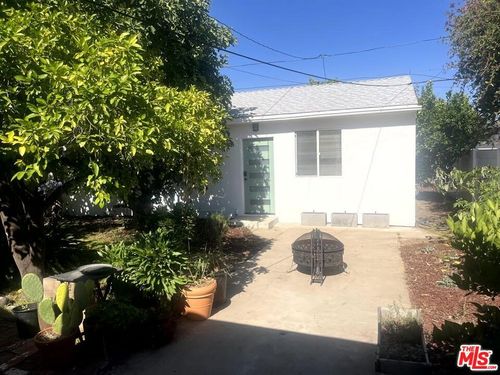 5726 Lemona Avenue, Van Nuys, CA, 91411 | Card Image